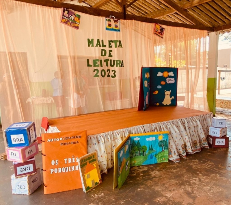 Projeto Maleta da Leitura que incentiva a leitura no município de Luciara.